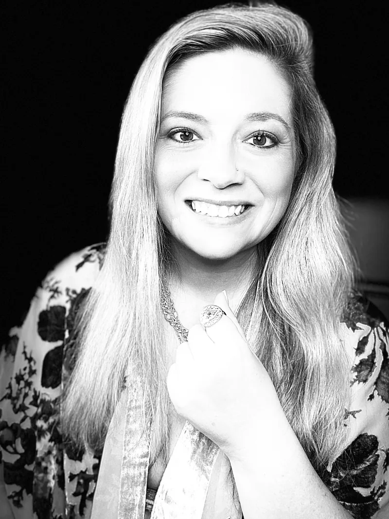 Portrait of author Kendall Evans